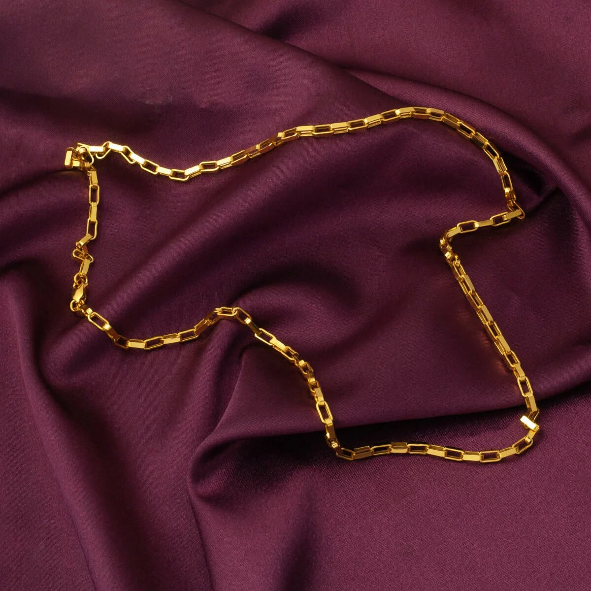 GOLD CHAIN NECKLACE - Square Paperclip Chain 3,75 mm