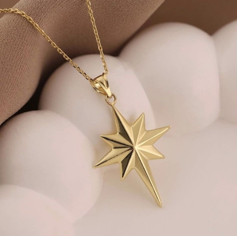 GOLD NECKLACE - North Star