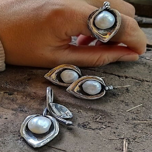 Gold Vermeil Necklace - Pearl Set New Year